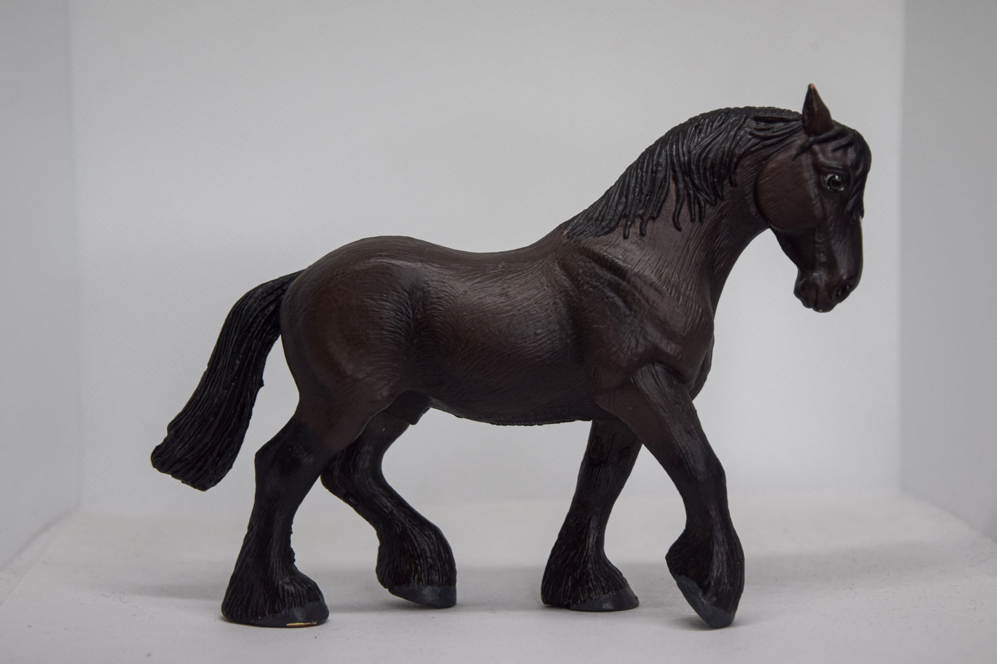 NIEUW Trekpaard 'Roedi'