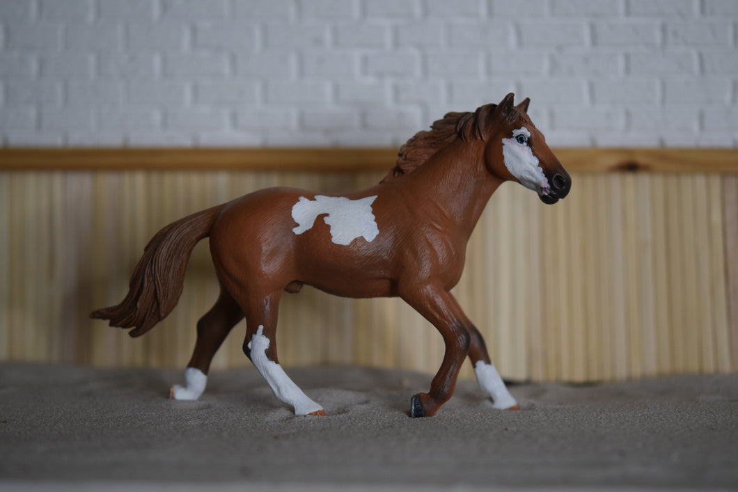 NIEUW Paint Horse 'Oopsie'
