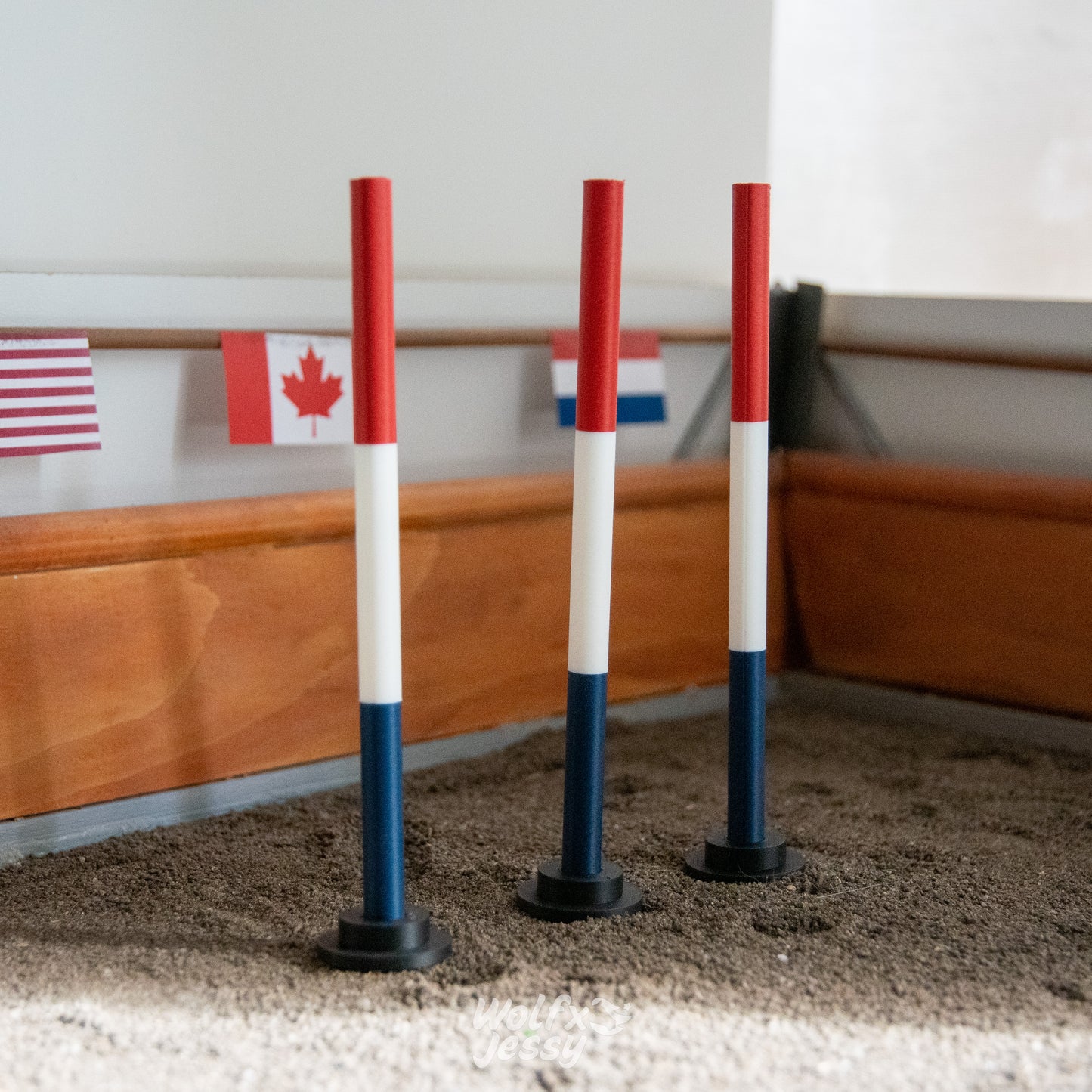 Pole bending houders