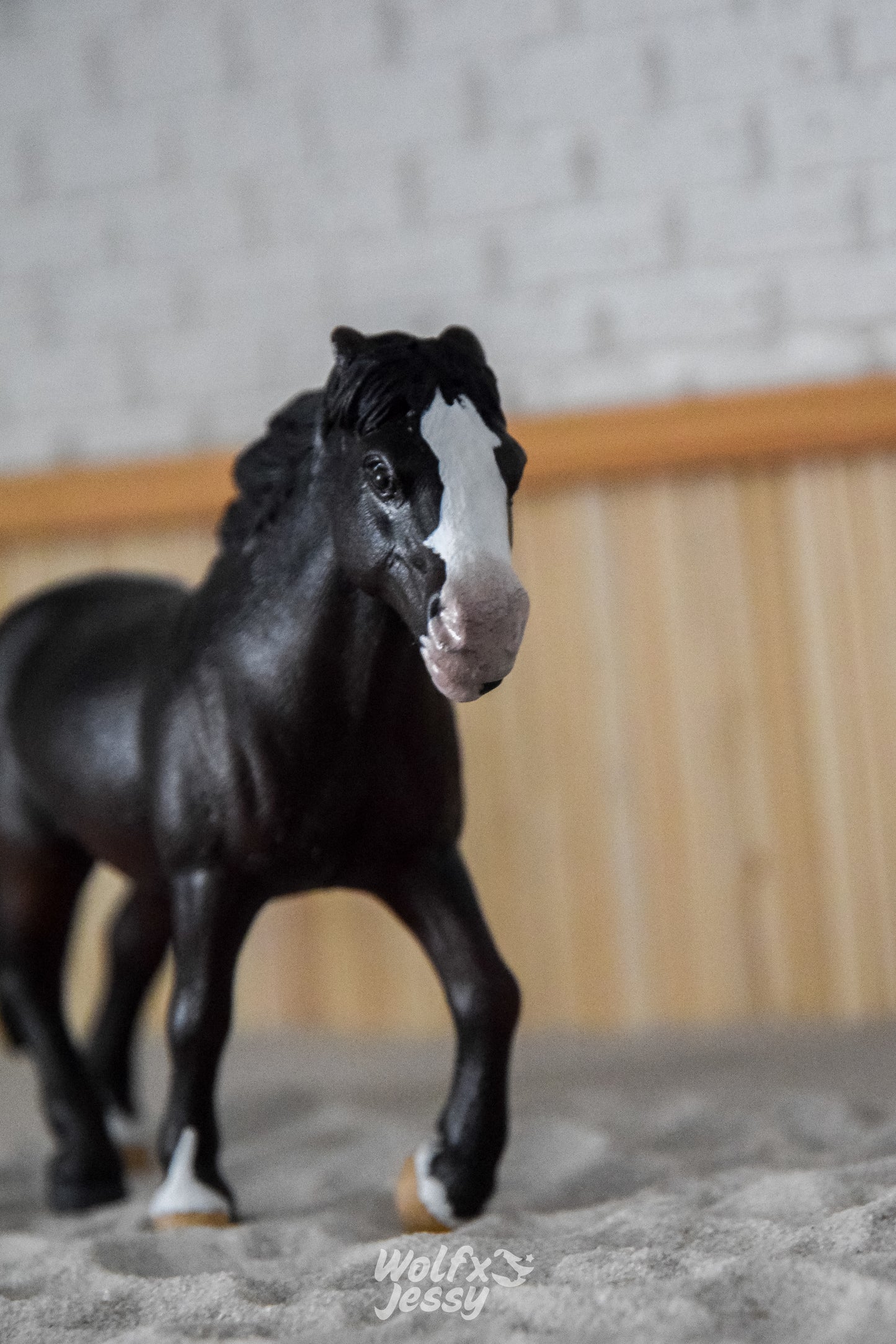 NIEUW Camargue ''Spike''